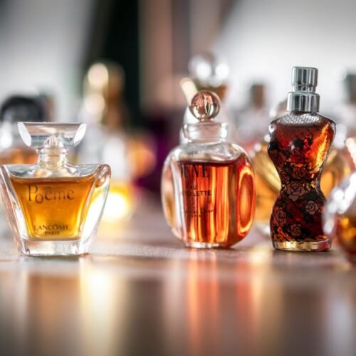 Natural vs Synthetic Fragrances: What You Should Know